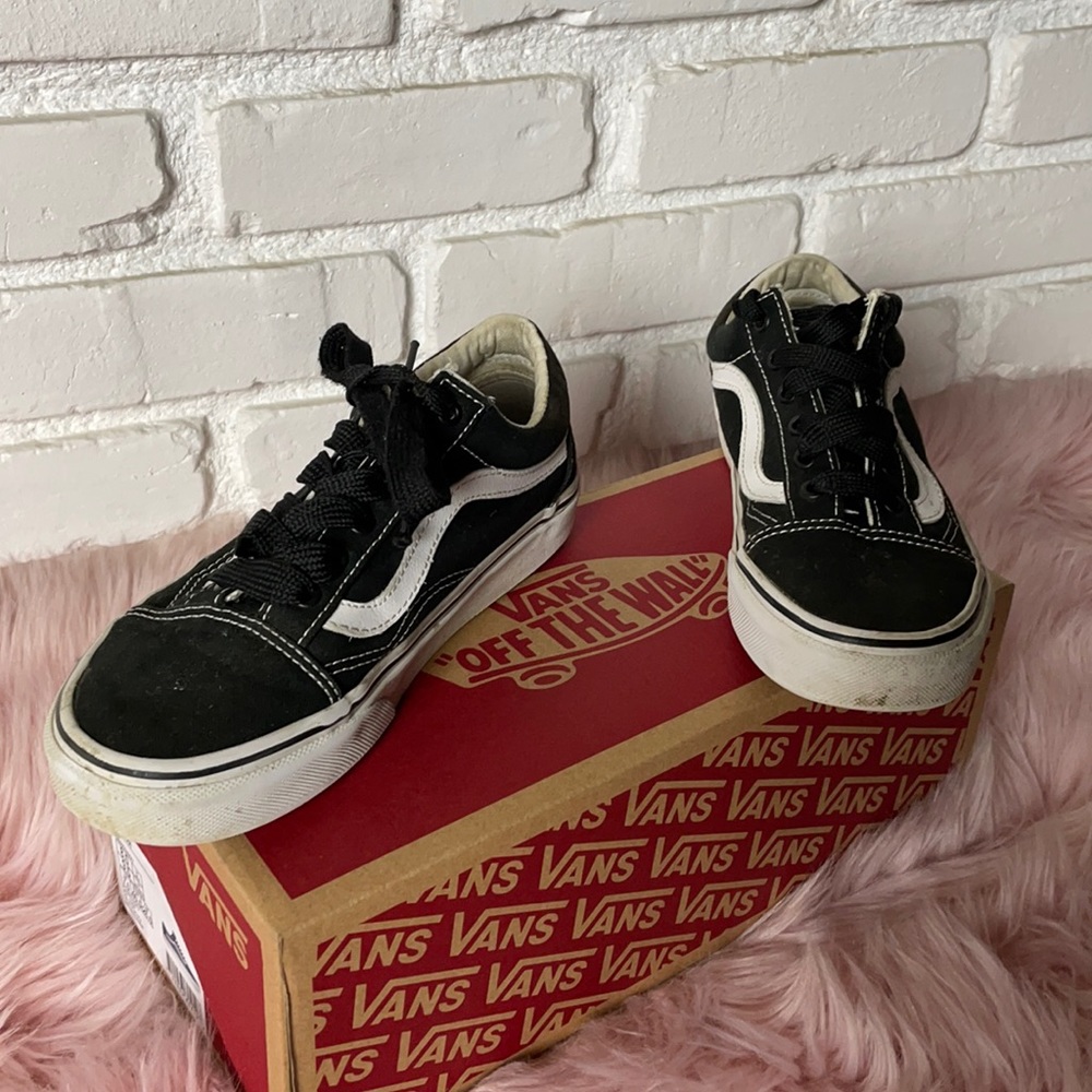 Black and White Old Skool Shoes